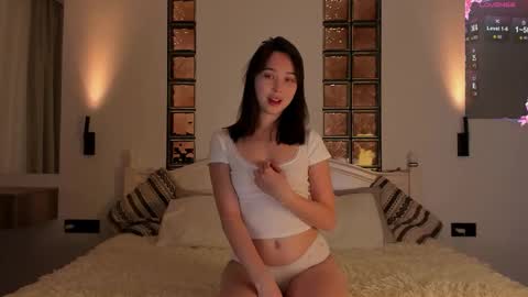 Mira online show from 11-26-25, 04:13