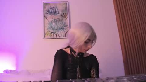 Asami Yaeko              online show from 10-10-25, 02:05
