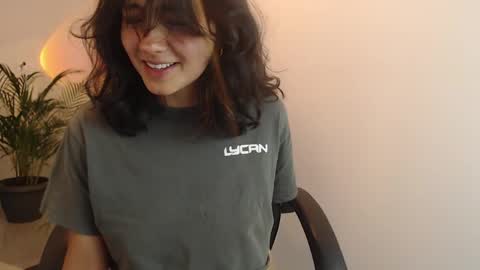 Snapshot of asaray_t chatting on 06-02-26, 12:34 Saray online show from 06-02-26, 12:34