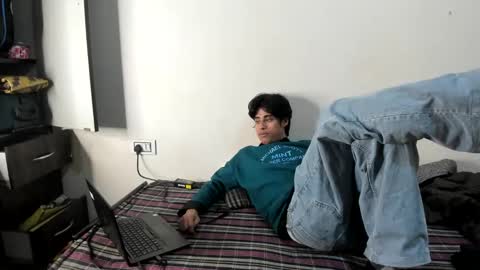 Snapshot of ash2730 chatting on 02-01-25, 09:00 ash2730 online show from 02-01-25, 09:00