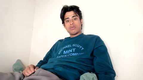 Snapshot of ash2730 chatting on 02-02-25, 01:19 ash2730 online show from 02-02-25, 01:19