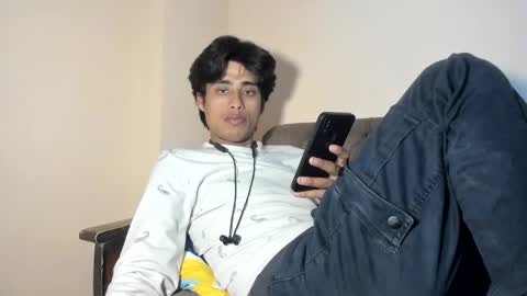 Snapshot of ash2730 chatting on 02-09-25, 01:56 ash2730 online show from 02-09-25, 01:56