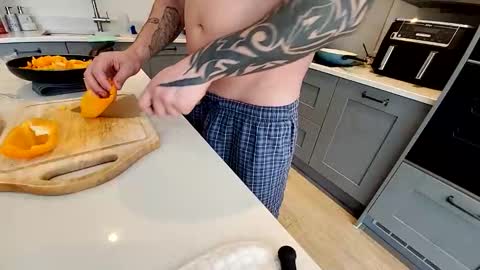 Snapshot of ash_squirts chatting on 09-18-25, 09:33 Ash online show from 09-18-25, 09:33