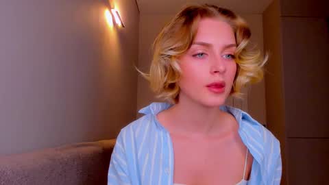 Snapshot of ashbunny_ chatting on 03-09-25, 05:06 your pretty Ashley online show from 03-09-25, 05:06