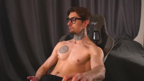 Snapshot of asher_88 chatting on 04-22-26, 03:13 Jerk Machine online show from 04-22-26, 03:13