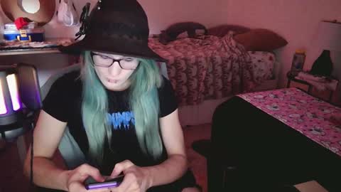 Ashley Scarlett online show from 09-19-25, 06:52
