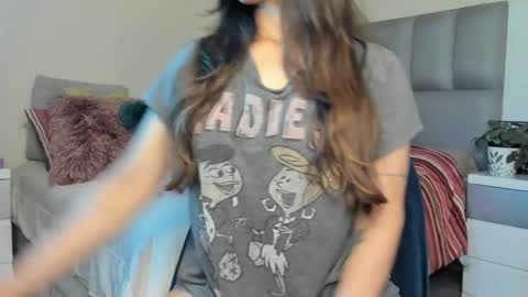 Carolina  online show from 12-01-24, 10:43