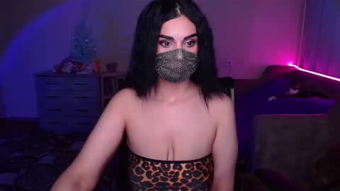   Yasmina   online show from 01-29-25, 04:15