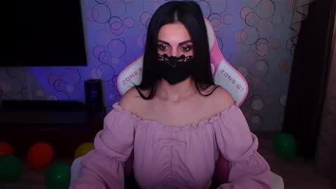   Yasmina   online show from 03-27-26, 05:02