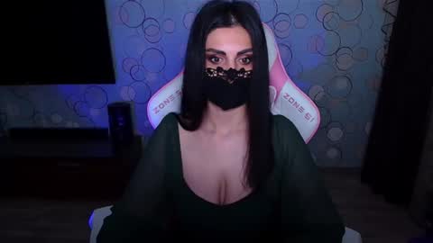 Snapshot of ashley__cooper__ chatting on 06-04-26, 03:45 Yasmina online show from 06-04-26, 03:45