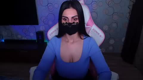 Snapshot of ashley__cooper__ chatting on 07-21-26, 02:14 Yasmina online show from 07-21-26, 02:14