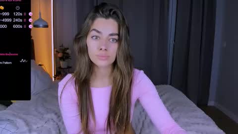 Snapshot of ashley__jess chatting on 11-02-25, 07:27 Ashley online show from 11-02-25, 07:27