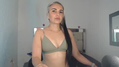 Snapshot of ashley__tylor chatting on 01-14-25, 09:24 ashley__tylor online show from 01-14-25, 09:24