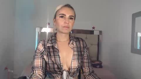 Snapshot of ashley__tylor chatting on 02-23-25, 05:56 ashley__tylor online show from 02-23-25, 05:56
