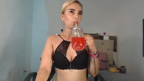 Snapshot of ashley__tylor chatting on 03-09-25, 07:12 ashley__tylor online show from 03-09-25, 07:12