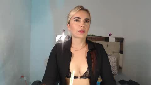 Snapshot of ashley__tylor chatting on 03-12-25, 02:09 ashley__tylor online show from 03-12-25, 02:09