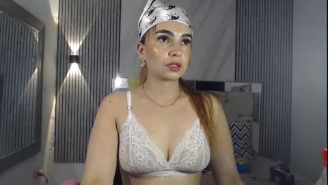 Snapshot of ashley__tylor chatting on 09-11-25, 02:44 ashley__tylor online show from 09-11-25, 02:44