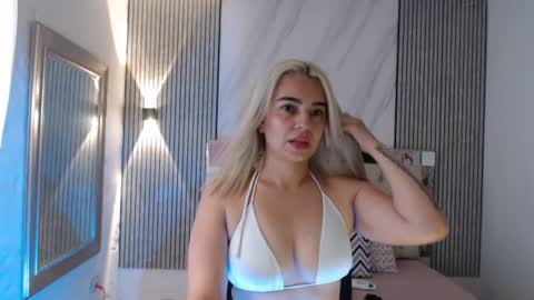 Snapshot of ashley__tylor chatting on 07-20-26, 04:09 ashley__tylor online show from 07-20-26, 04:09