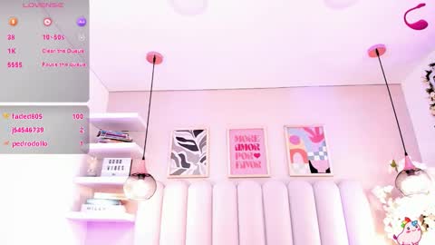 Ashley online show from 11-19-25, 09:53