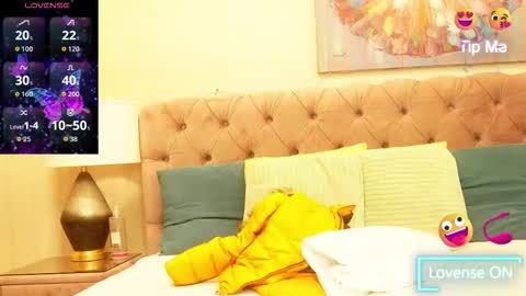 Ashley online show from 02-20-26, 10:32