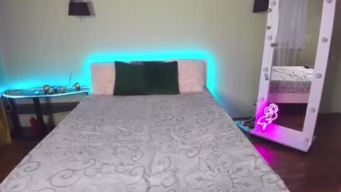 Alina online show from 02-06-25, 07:24