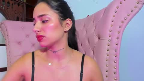 Snapshot of ashley_fresita chatting on 02-23-25, 02:18 ASHLEY online show from 02-23-25, 02:18