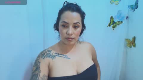 Snapshot of ashley_joyx_ chatting on 05-27-26, 03:25 ashley_joyx_ online show from 05-27-26, 03:25