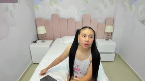 ASHLEY online show from 04-12-26, 11:48