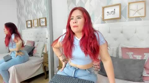 ashley_stone7 online show from 10-23-25, 10:08