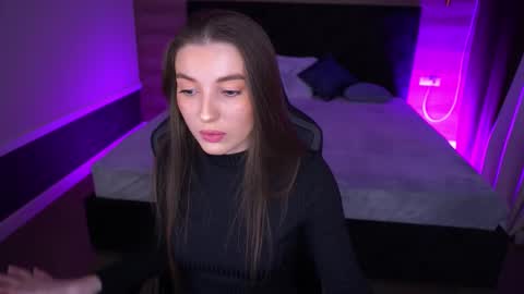 ashleybaee online show from 12-04-25, 01:42