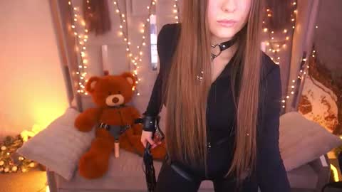 ashleybaee online show from 03-11-26, 01:28