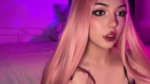 Snapshot of ashleycat9 chatting on 06-19-26, 07:39 Ashlee Boox online show from 06-19-26, 07:39
