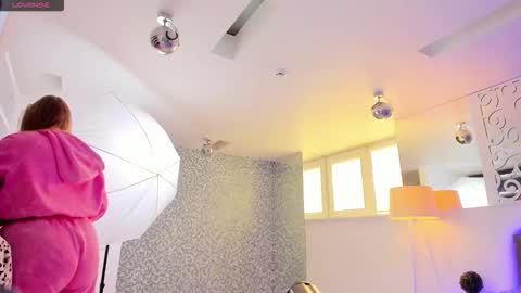 AshleyJonse online show from 02-04-26, 06:19