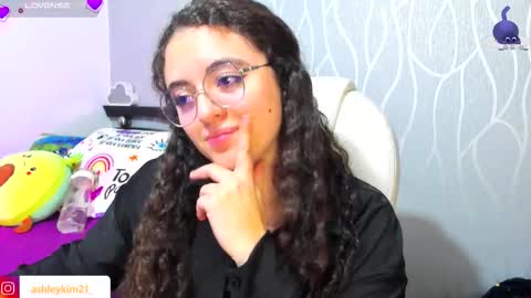 .. Ashley .. online show from 01-15-26, 01:54