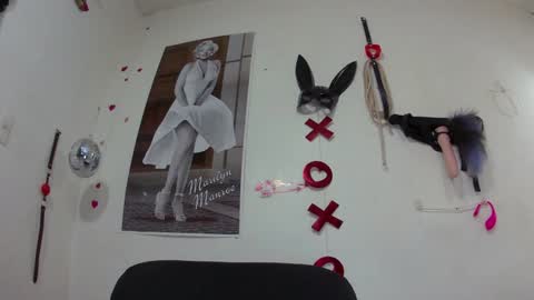 Snapshot of ashleyreyes_ chatting on 01-26-25, 01:20 Ashley online show from 01-26-25, 01:20