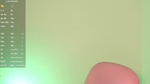 Snapshot of ashleyroys_111 chatting on 06-07-26, 09:07 dahiana online show from 06-07-26, 09:07