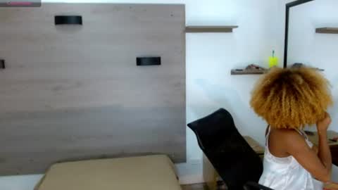 ashleysofiathenison online show from 07-11-26, 12:41