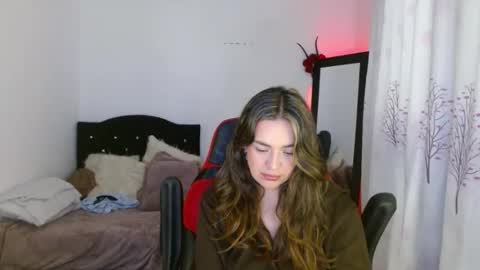 Snapshot of ashleyt1998 chatting on 04-22-26, 01:12 ASHLEY online show from 04-22-26, 01:12