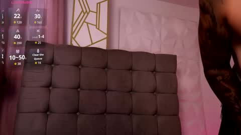 Ashley Lauren online show from 03-04-26, 08:15