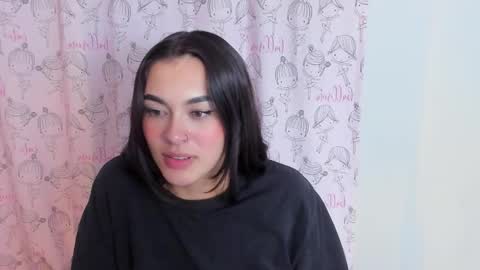 kylie online show from 10-06-25, 01:36