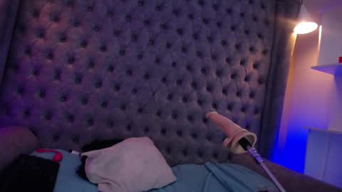 Ashly Moss online show from 03-05-25, 07:38