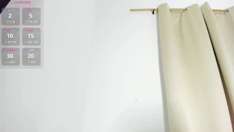 ashly_pink1 online show from 02-11-26, 03:00