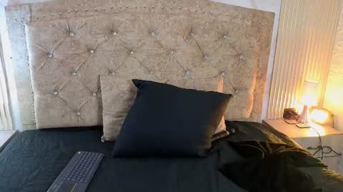 Snapshot of ashlybloom1 chatting on 07-10-26, 11:57 ashlybloom1 online show from 07-10-26, 11:57