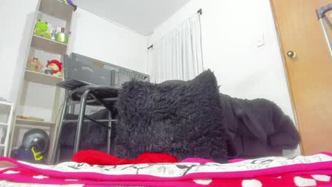 Ashley online show from 12-21-24, 01:15