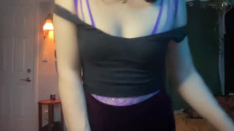 Snapshot of ashlynlotus chatting on 03-08-25, 03:06 Ashlyn Lotus online show from 03-08-25, 03:06