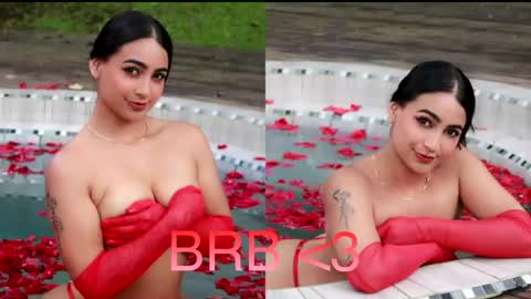 Snapshot of ashlyrouxx chatting on 05-16-26, 12:40 Ashly Rouxx online show from 05-16-26, 12:40