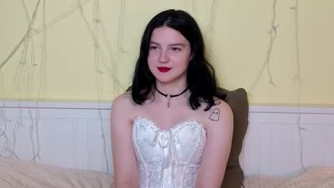 Kristine online show from 11-17-25, 09:04