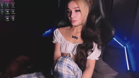 Snapshot of ashmila chatting on 12-07-24, 06:21 Mila online show from 12-07-24, 06:21