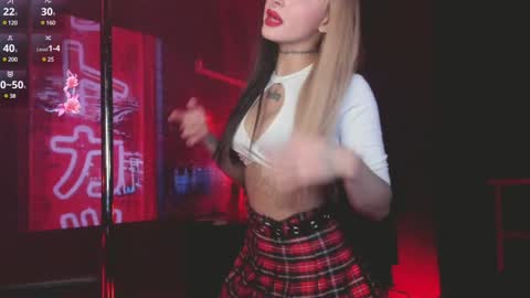 Snapshot of ashmila chatting on 01-30-25, 06:24 Mila online show from 01-30-25, 06:24