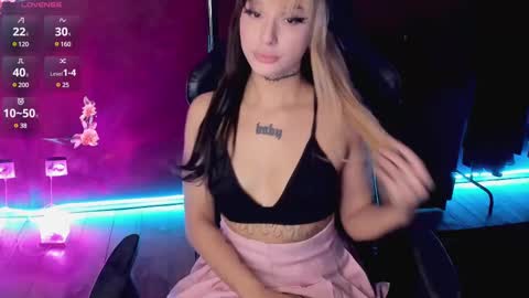 Snapshot of ashmila chatting on 03-11-25, 06:53 Mila online show from 03-11-25, 06:53